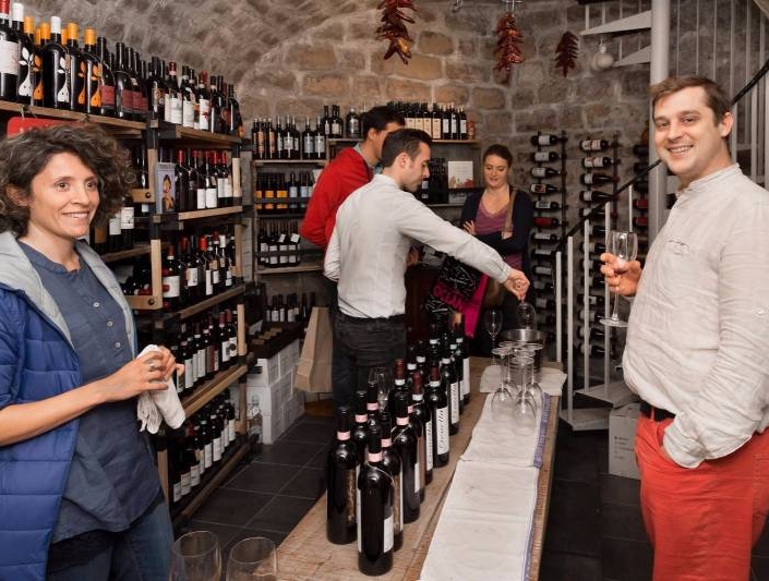 Dégustation de vins italiens du Piémont.