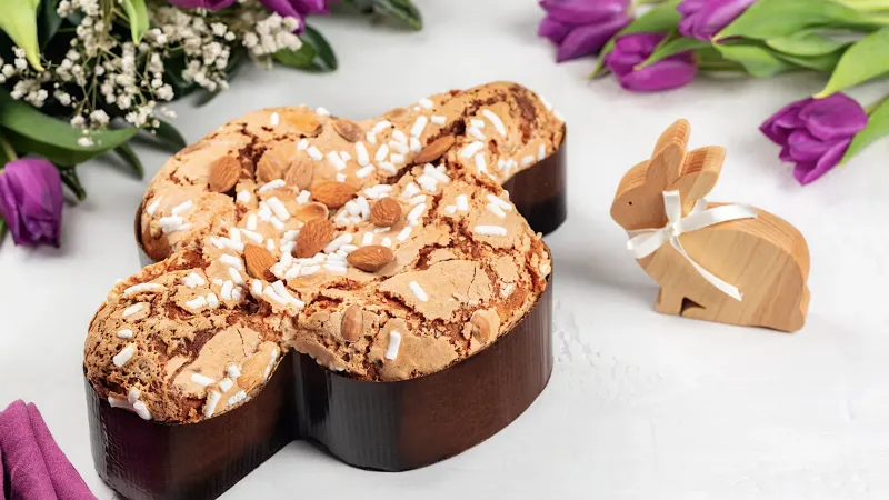 Colombe de Pâques, gâteau traditionnel italien en vente à la boutique RAP Paris 9. Venez découvrir le goût de l’Italie pour Pâques.