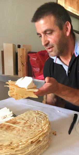 Ricotta Mustia et Pane Carasau